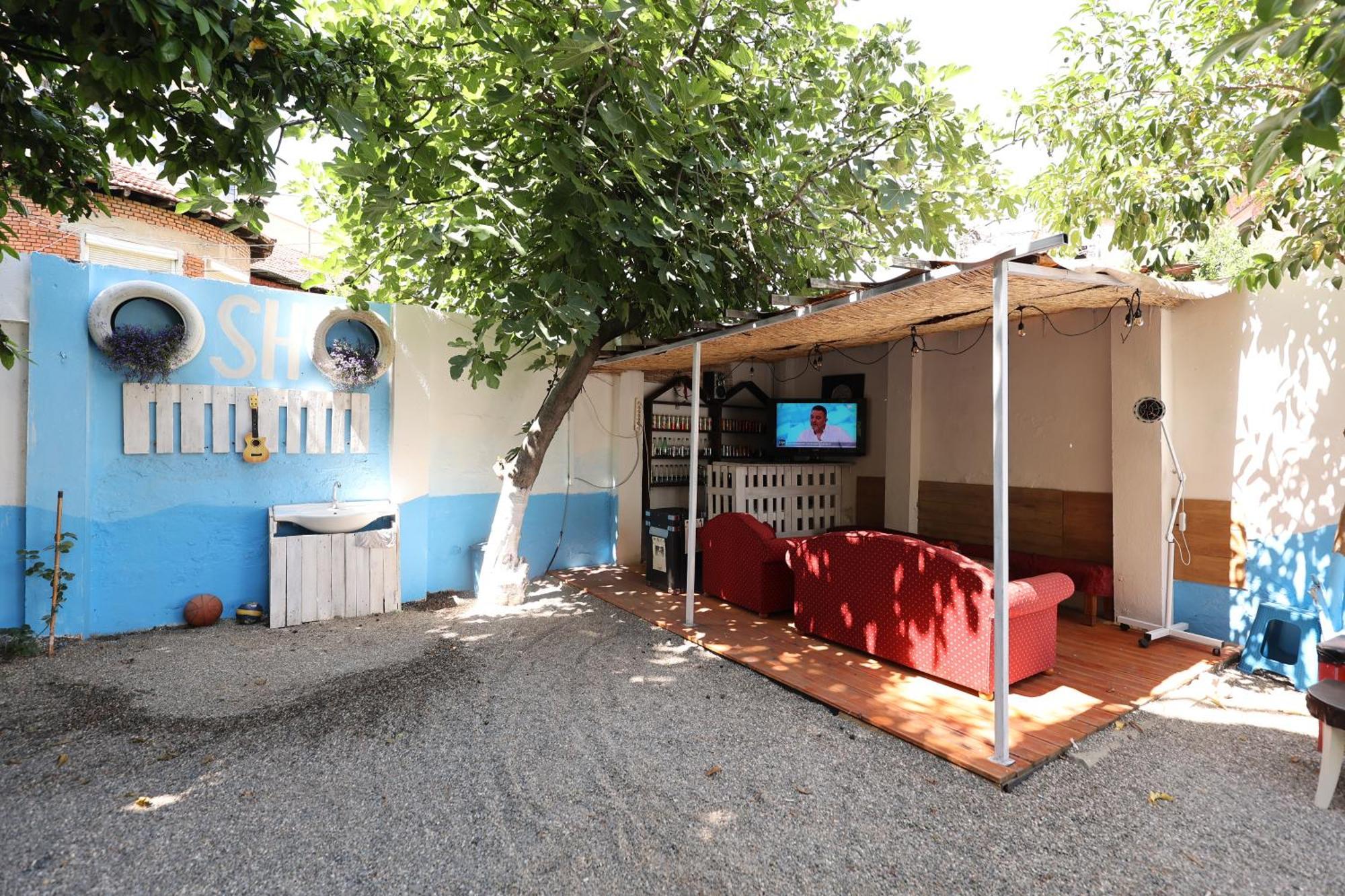 Hostel Osho Tirana Exterior photo