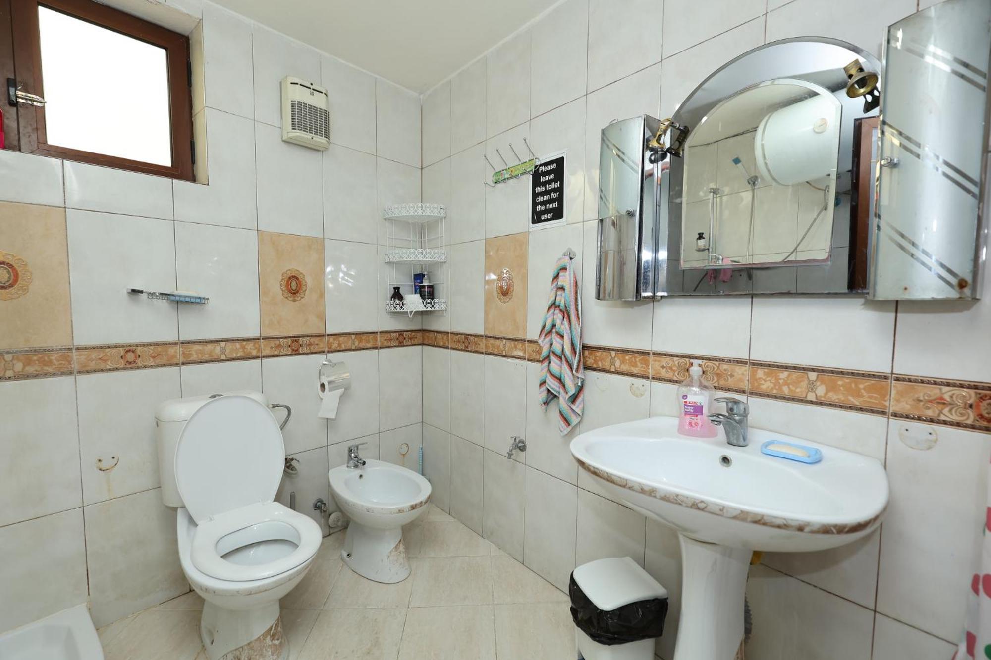 Hostel Osho Tirana Exterior photo