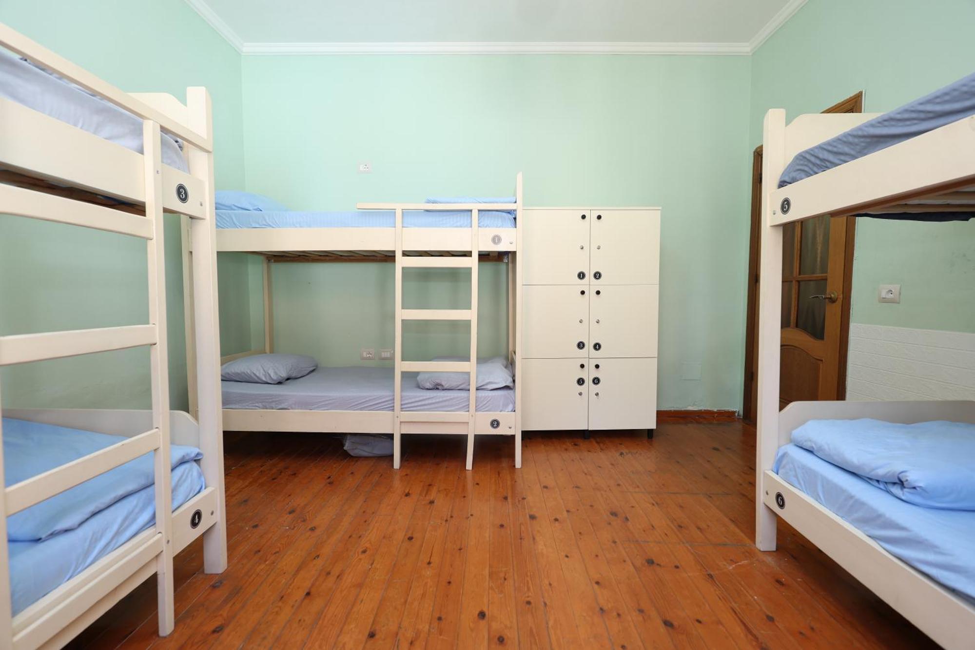 Hostel Osho Tirana Exterior photo